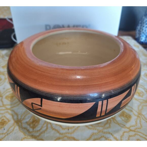 Ute Mountain Tribe Native American Pottery Bowl- 4 Corners Area Vintage Bowl - Picture 1 of 8